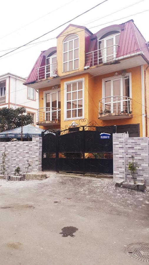 Home Batumi Eksteriør bilde