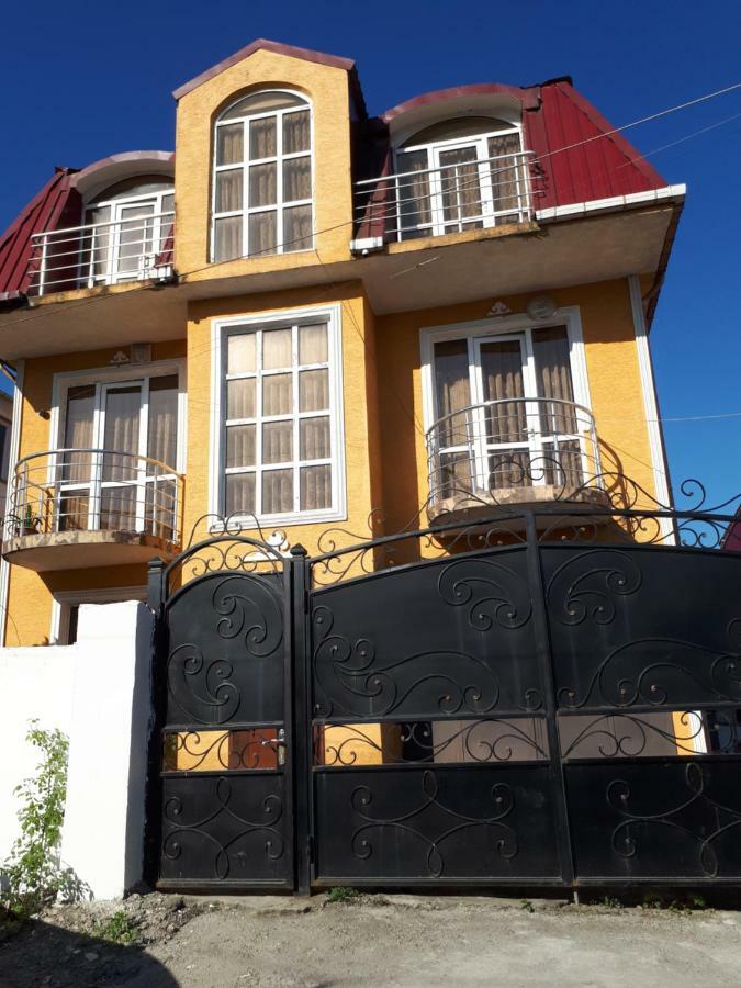 Home Batumi Eksteriør bilde
